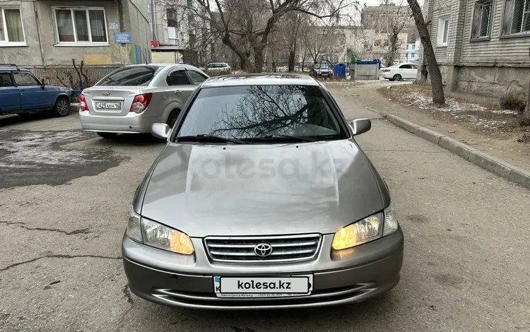 Toyota Camry 2001 годаүшін3 800 000 тг. в Усть-Каменогорск