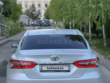 Toyota Camry 2021 года за 17 200 000 тг. в Шымкент – фото 4