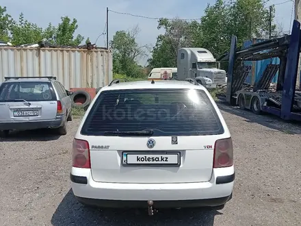 Volkswagen Passat 2002 года за 2 200 000 тг. в Алматы – фото 6