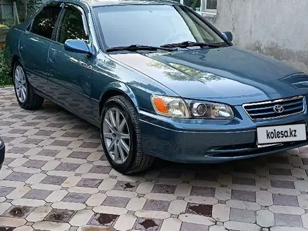 Toyota Camry 2000 года за 3 900 000 тг. в Тараз – фото 4