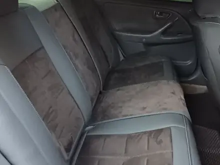 Toyota Camry 2000 года за 3 900 000 тг. в Тараз – фото 8