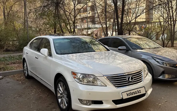 Lexus LS 460 2011 годаүшін16 000 000 тг. в Алматы