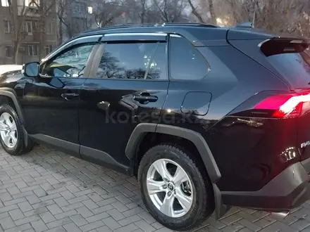 Toyota RAV4 2019 года за 14 000 000 тг. в Алматы