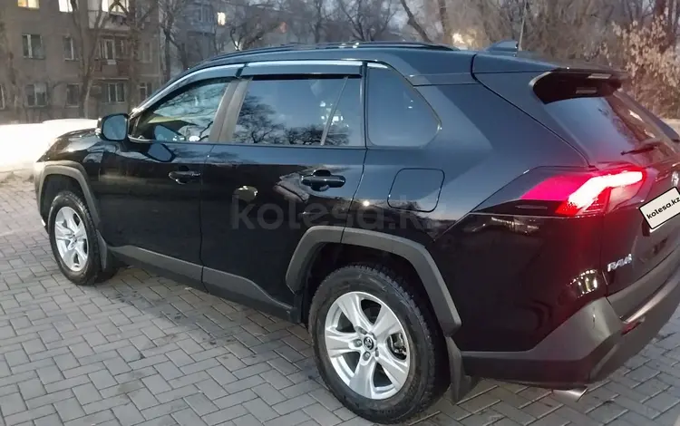 Toyota RAV4 2019 годаfor14 000 000 тг. в Алматы