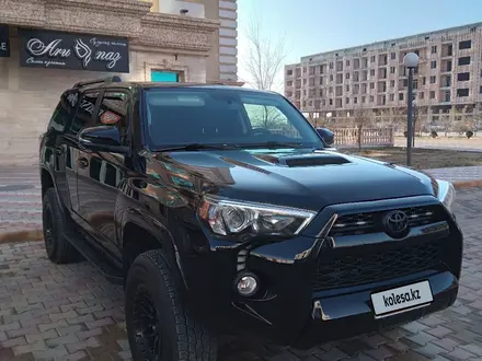 Toyota 4Runner 2018 года за 16 500 000 тг. в Актау – фото 2