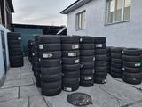 Шины шипованые новые за 30 000 тг. в Алматы