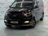 Hyundai H-1 2021 года за 17 450 000 тг. в Алматы