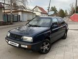 Volkswagen Vento 1992 года за 1 200 000 тг. в Караганда