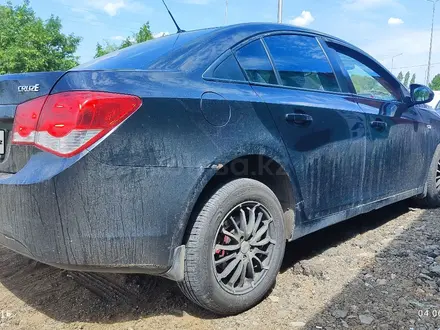 Chevrolet Cruze 2010 года за 3 100 000 тг. в Уральск – фото 13