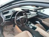 Lexus ES 250 2019 года за 19 000 000 тг. в Астана – фото 5