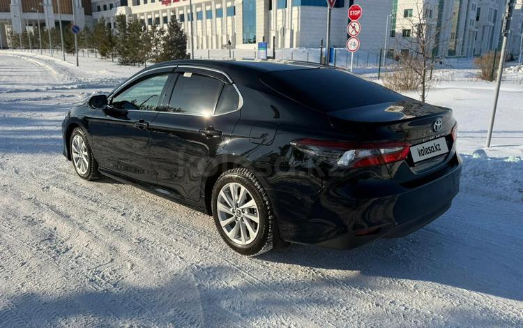 Toyota Camry — миниатюра 5