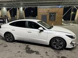 Hyundai Sonata 2021 года за 10 500 000 тг. в Алматы – фото 3