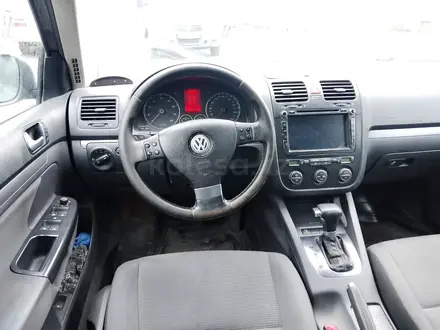 Volkswagen Jetta 2009 года за 3 500 000 тг. в Семей – фото 9