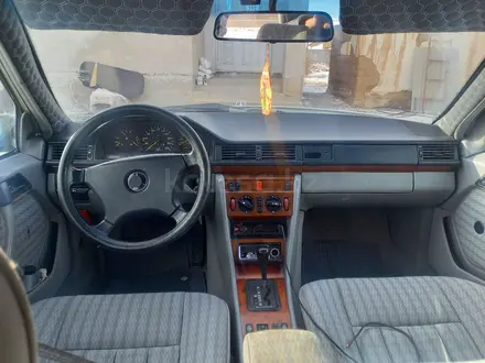 Mercedes-Benz E 230 1992 года за 1 100 000 тг. в Туркестан – фото 6