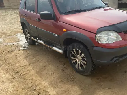 Chevrolet Niva 2009 года за 2 250 000 тг. в Уральск – фото 4