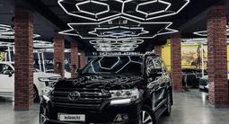 Toyota Land Cruiser 2016 года за 32 000 000 тг. в Атырау