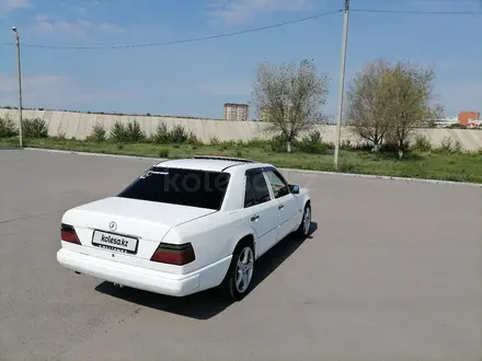 Mercedes-Benz E 200 1991 года за 1 350 000 тг. в Костанай – фото 4