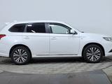 Mitsubishi Outlander 2022 года за 9 900 000 тг. в Астана – фото 4