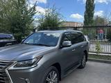 Lexus LX 570 2016 года за 36 000 000 тг. в Астана – фото 2