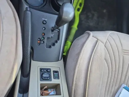 Toyota RAV4 2010 года за 7 980 000 тг. в Караганда – фото 2