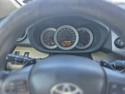 Toyota RAV4 2010 года за 7 980 000 тг. в Караганда – фото 4