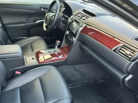 Toyota Camry 2014 года за 10 000 000 тг. в Алматы – фото 11