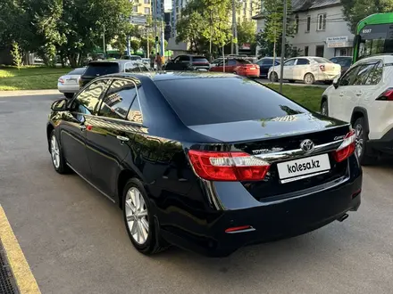 Toyota Camry 2014 года за 10 000 000 тг. в Алматы – фото 5