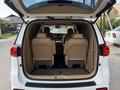 Kia Carnival 2019 года за 13 000 000 тг. в Шымкент – фото 25