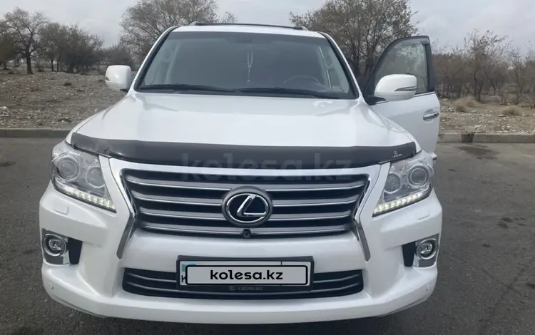 Lexus LX 570 2014 года за 32 000 000 тг. в Алматы