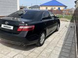 Toyota Camry 2010 года за 6 700 000 тг. в Атырау – фото 2