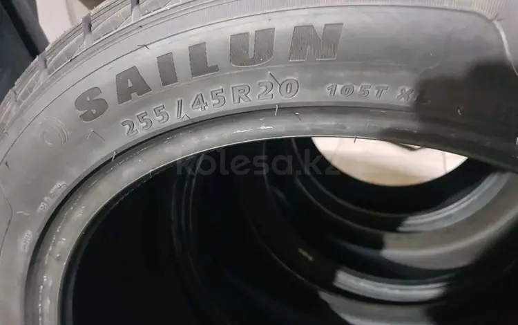 Зимняя резина шина Sailun 255/45/20 (липучка) за 370 000 тг. в Астана