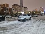 Volkswagen Touareg 2004 годаүшін3 700 000 тг. в Астана