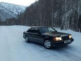 Mercedes-Benz E 200 1991 годаүшін2 500 000 тг. в Усть-Каменогорск – фото 4