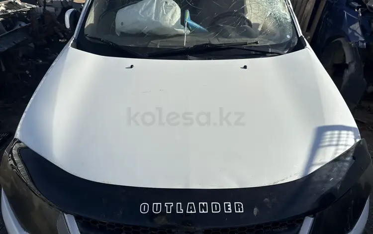 Капот за 100 000 тг. в Актобе