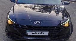 Hyundai Elantra 2021 года за 9 495 000 тг. в Астана – фото 2