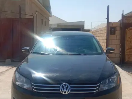 Volkswagen Passat 2014 года за 5 500 000 тг. в Жанаозен