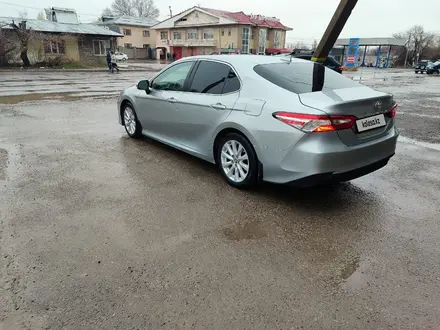 Toyota Camry 2018 года за 14 000 000 тг. в Алматы – фото 5