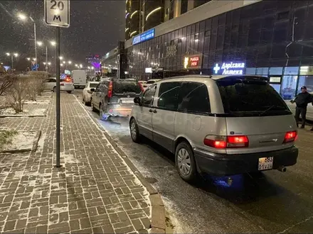 Toyota Estima Lucida 1995 года за 2 000 000 тг. в Астана – фото 3