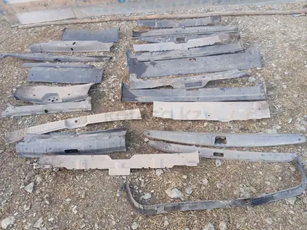 Накладка замка багажника порог бабочка за 10 000 тг. в Астана