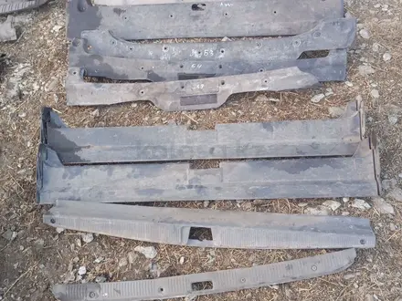 Накладка замка багажника порог бабочка за 10 000 тг. в Астана – фото 2