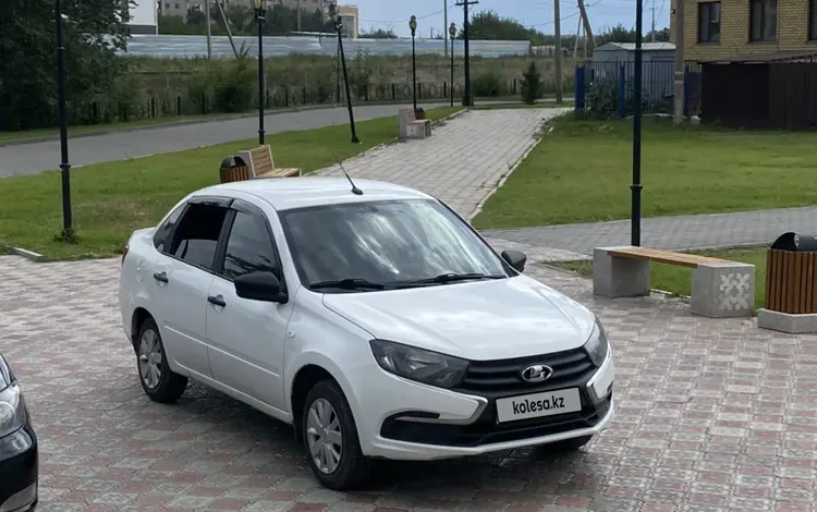 ВАЗ (Lada) Granta 2190 2020 года за 3 000 000 тг. в Семей