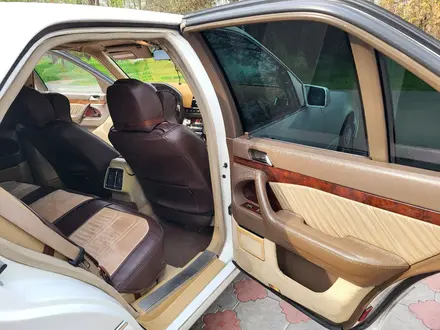 Mercedes-Benz S 320 1996 года за 2 850 000 тг. в Тараз – фото 23