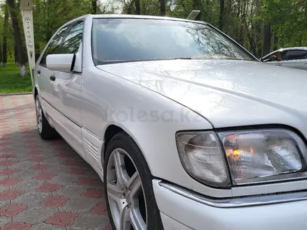 Mercedes-Benz S 320 1996 года за 2 850 000 тг. в Тараз – фото 35