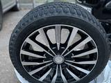Диски с шинами в комплекте за 300 000 тг. в Алматы – фото 2