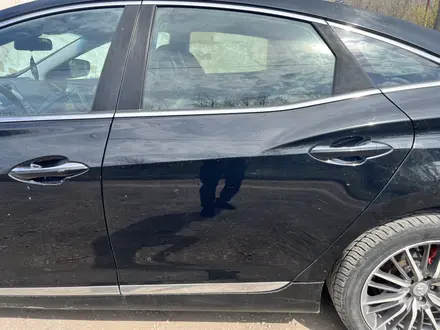 Hyundai Grandeur 2015 года за 8 000 000 тг. в Караганда – фото 12
