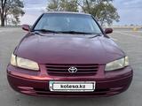 Toyota Camry 1999 годаүшін2 500 000 тг. в Алматы – фото 2