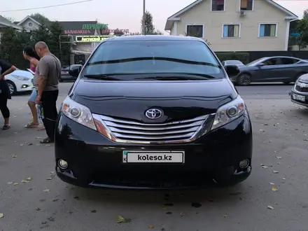 Toyota Sienna 2014 года за 13 700 000 тг. в Шымкент