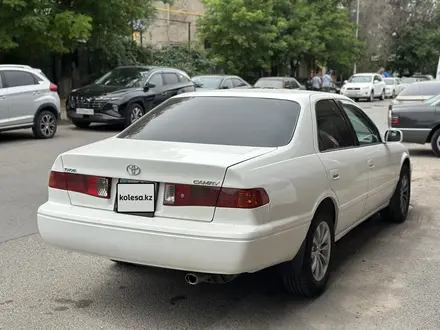 Toyota Camry 2001 года за 4 600 000 тг. в Шымкент – фото 3