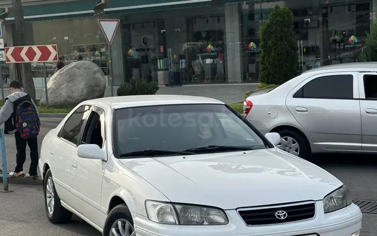 Toyota Camry 2001 годаүшін4 600 000 тг. в Шымкент
