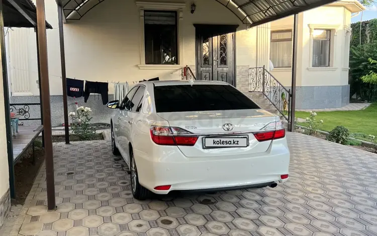 Toyota Camry 2016 годаfor13 800 000 тг. в Шымкент